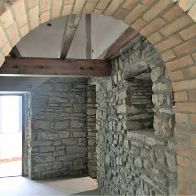Feedback from Jerry Riches, buyer from UK of a rustic stone house in Nov 2016 in the Apennines, near Bologna, Italy 