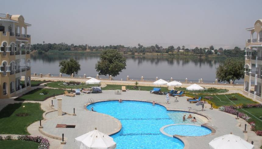 3 nights free stay in self contained luxury apartments in Luxor by the Nile, Egypt