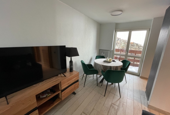 Apartment - Sale - Aosta - Cervinia