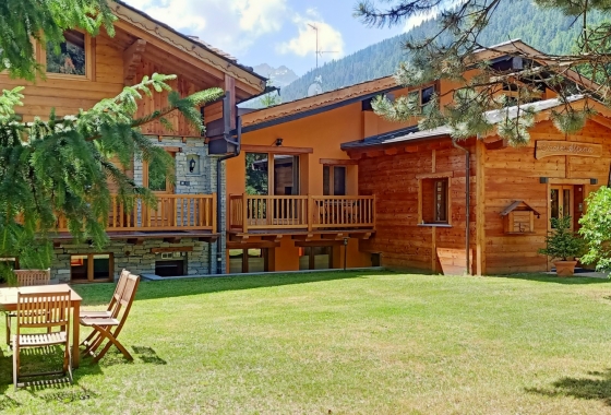 Chalet - Sale - Aosta - La Thuille