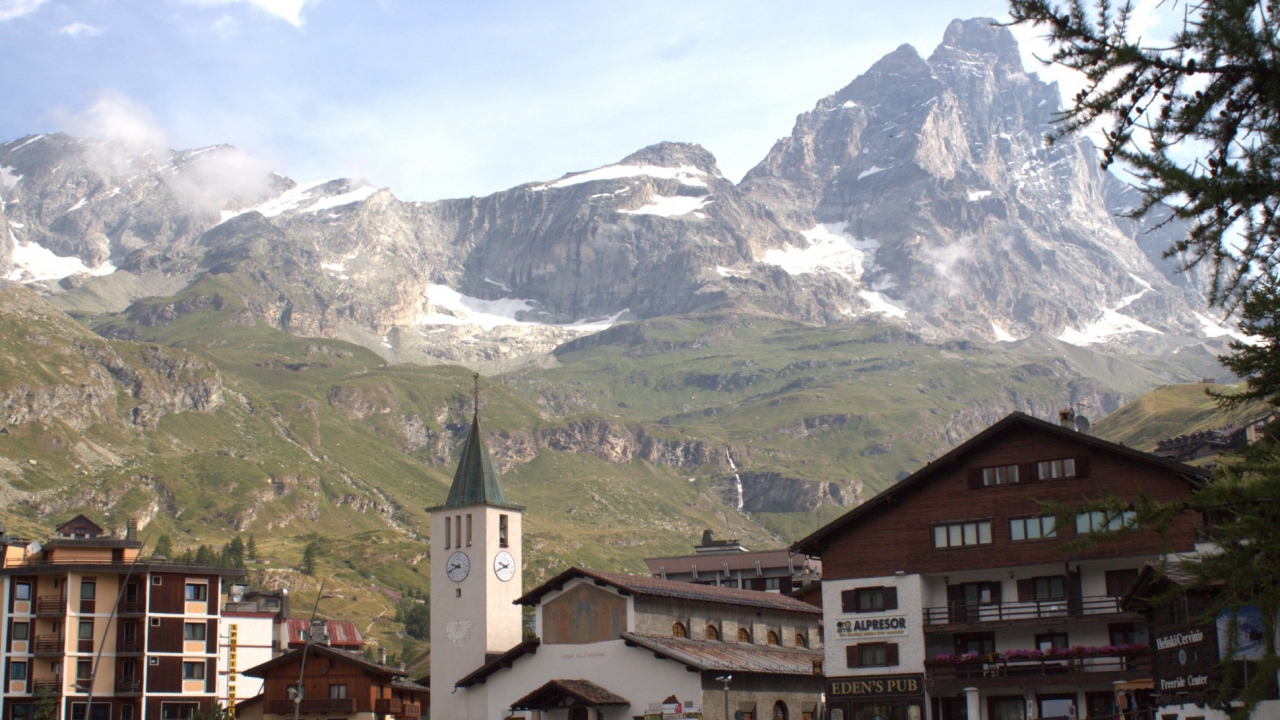 Sale - Apartment - Aosta - Cervinia