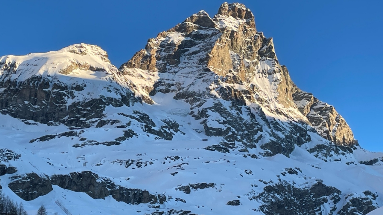 Sale - Apartment - Aosta - Cervinia