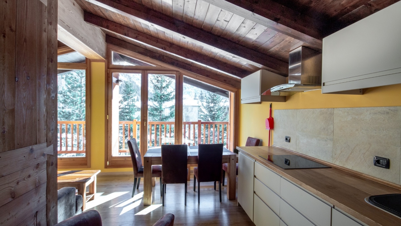 Sale - Chalet - Aosta - La Thuille