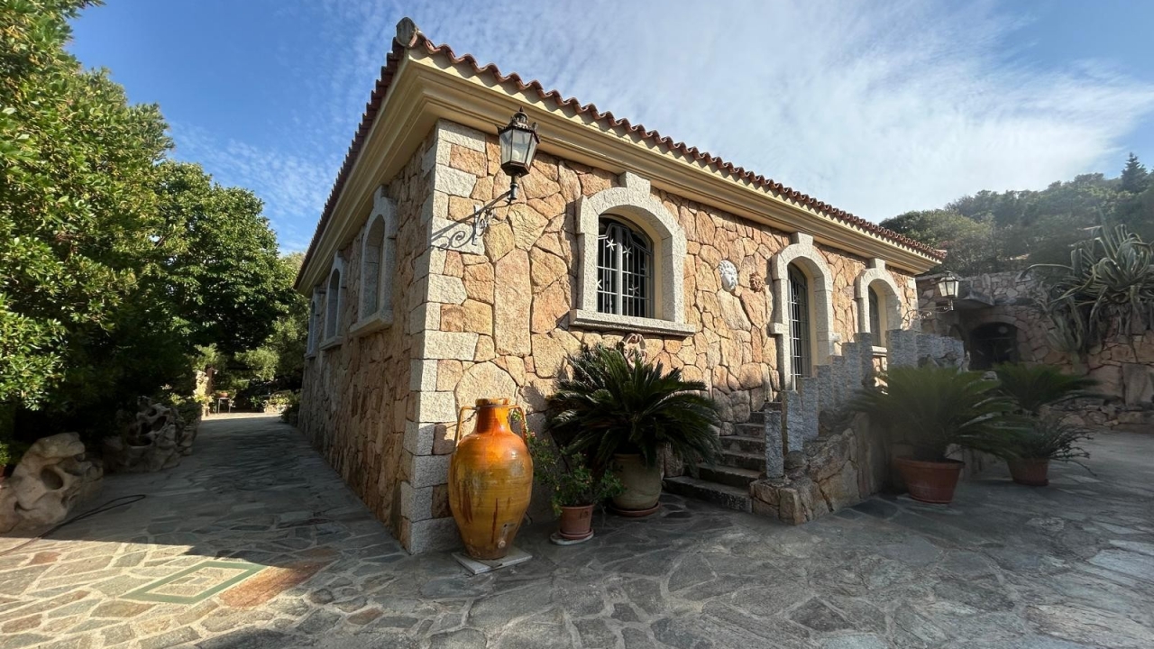 Sale - Detached - Porto Rotondo