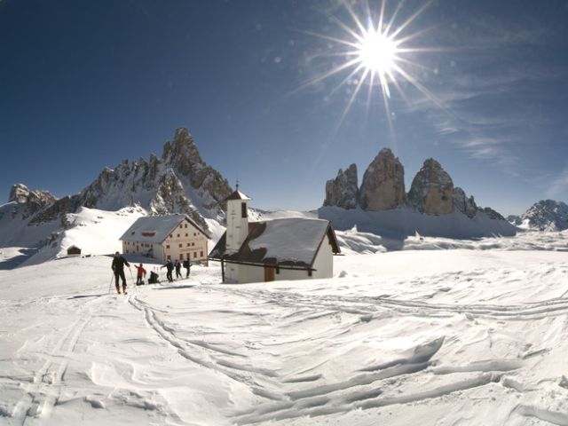 Discover winter in the Dolomites with a professional Alpine guide