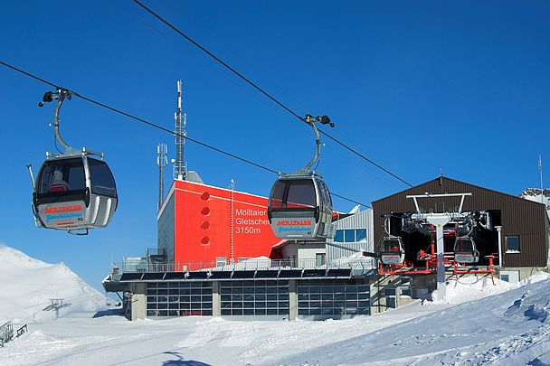 Skiing all year round in Carinthia, Austria