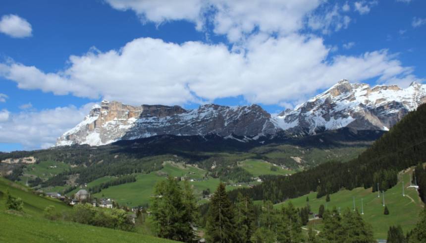 Why not play a game of Golf at the Gran Risa slope in La Villa, Alta Badia, South Tyrol, Italy