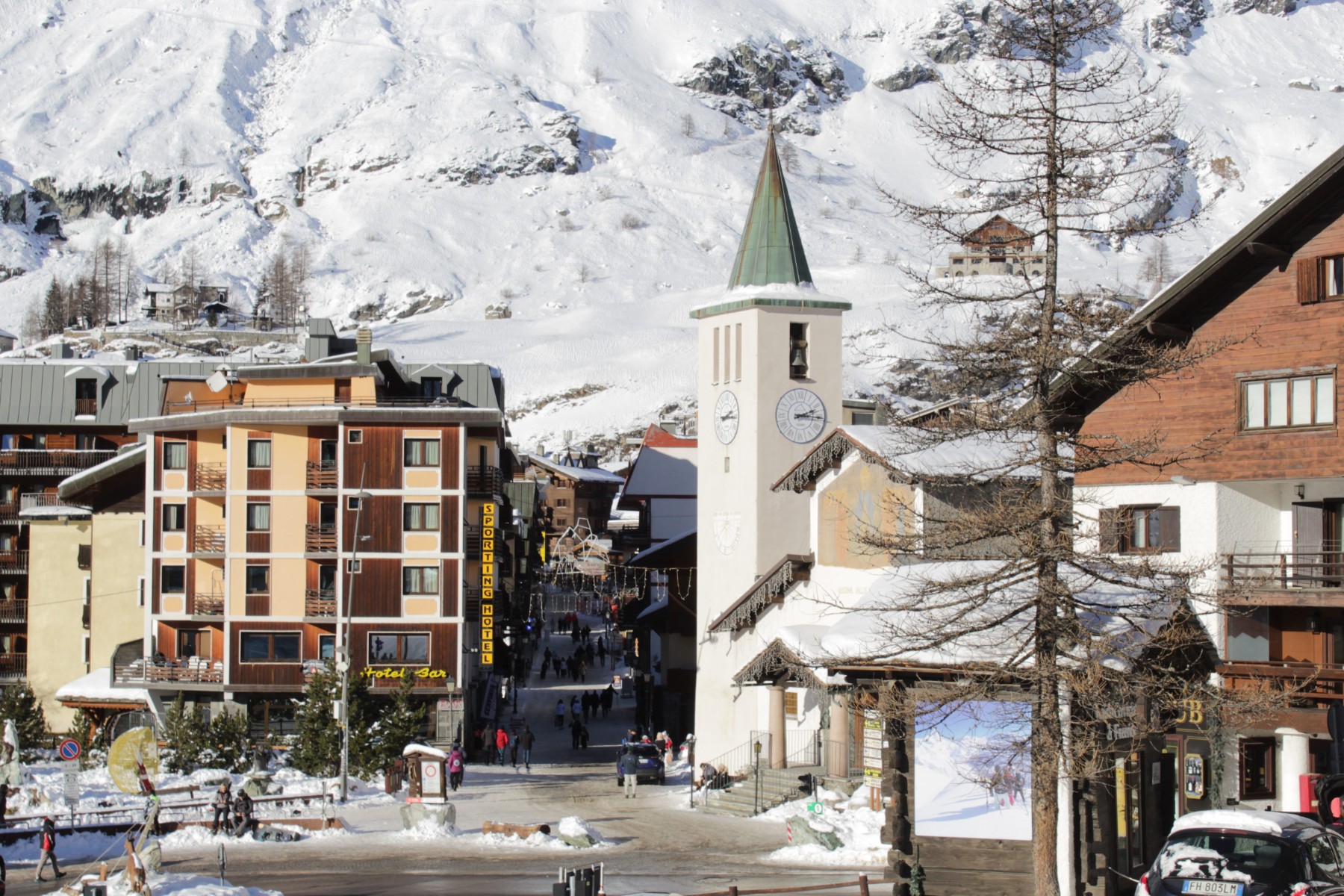 Apartment in Breuil-Cervinia - Image 2