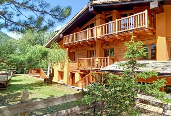 Sale - Chalet - Aosta - La Thuille